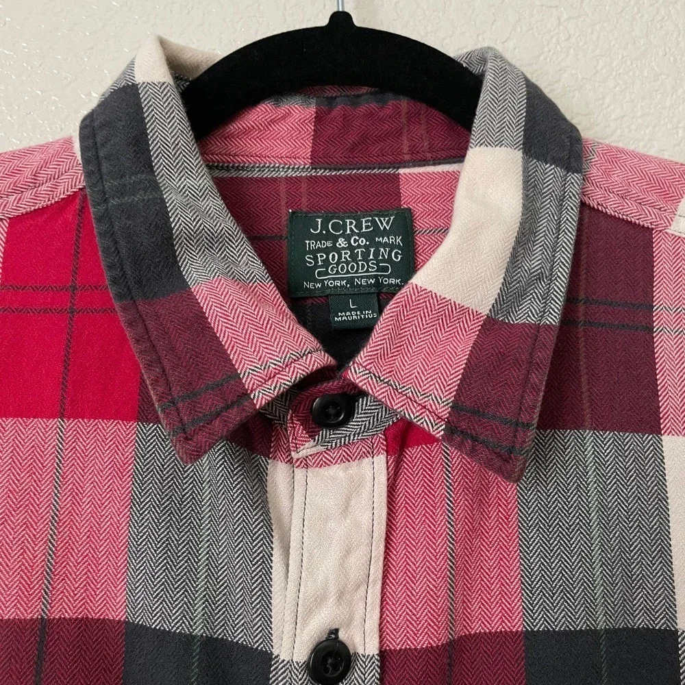 J. Crew Shirt Mens Large Red‎ Black Buffalo Plaid Flannel Long Sleeve Button Up